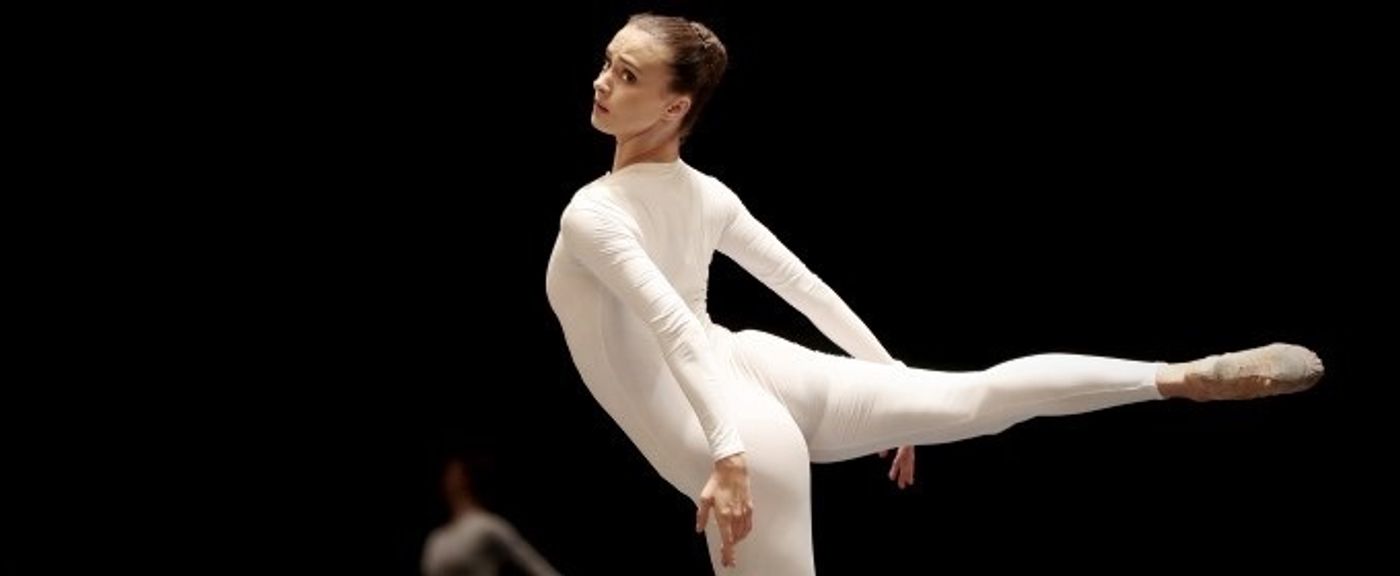 Review: FIFTEEN DANCERS AND CHANGEABLE TEMPO at Grand Théâtre  Image