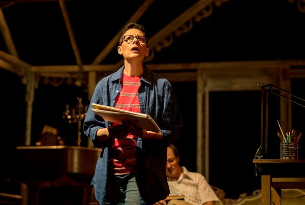 Amanda Naughton Photo