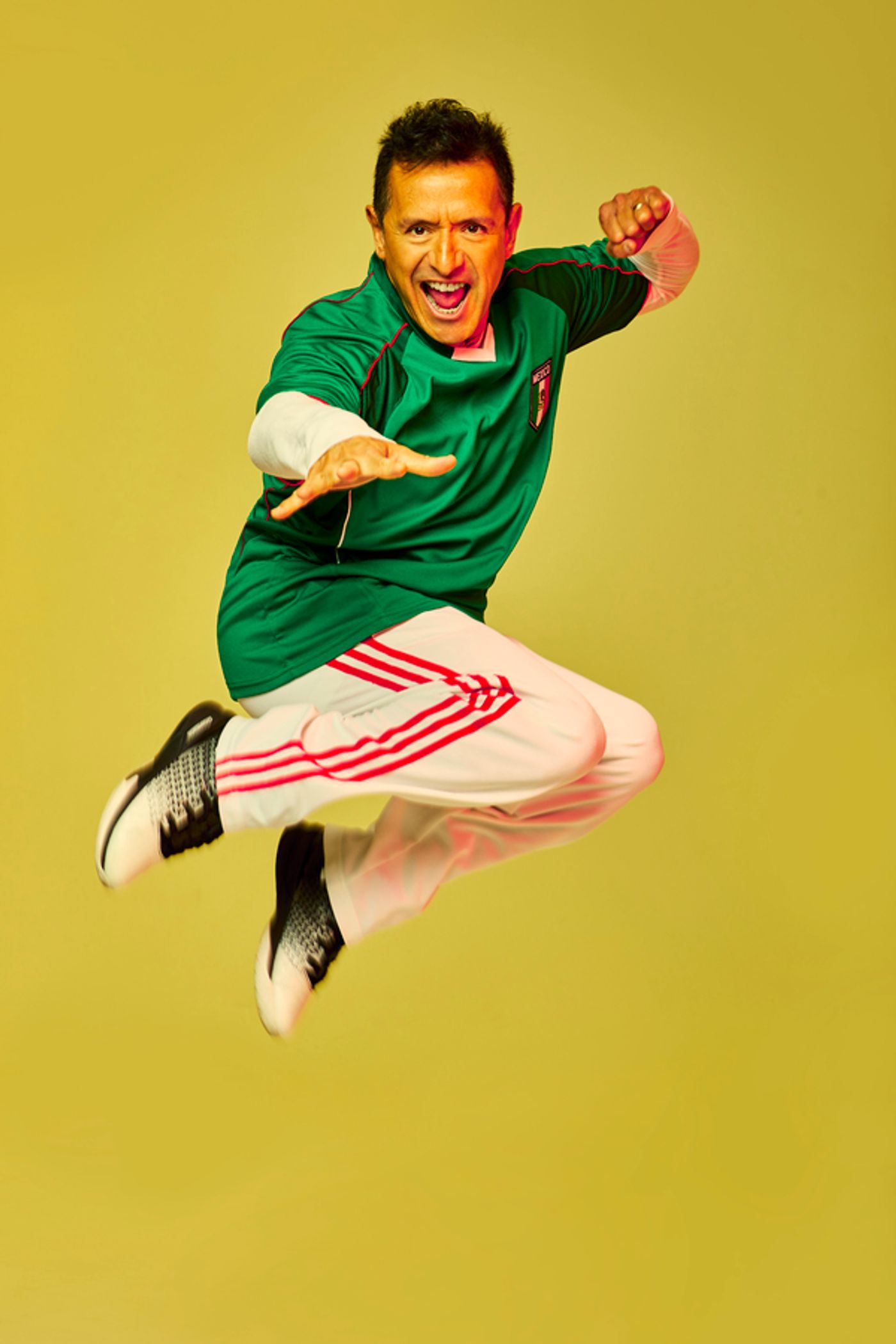 Photo Flash: Disney Spotlights Latin Actors in Celebration of Hispanic Heritage Month  Image