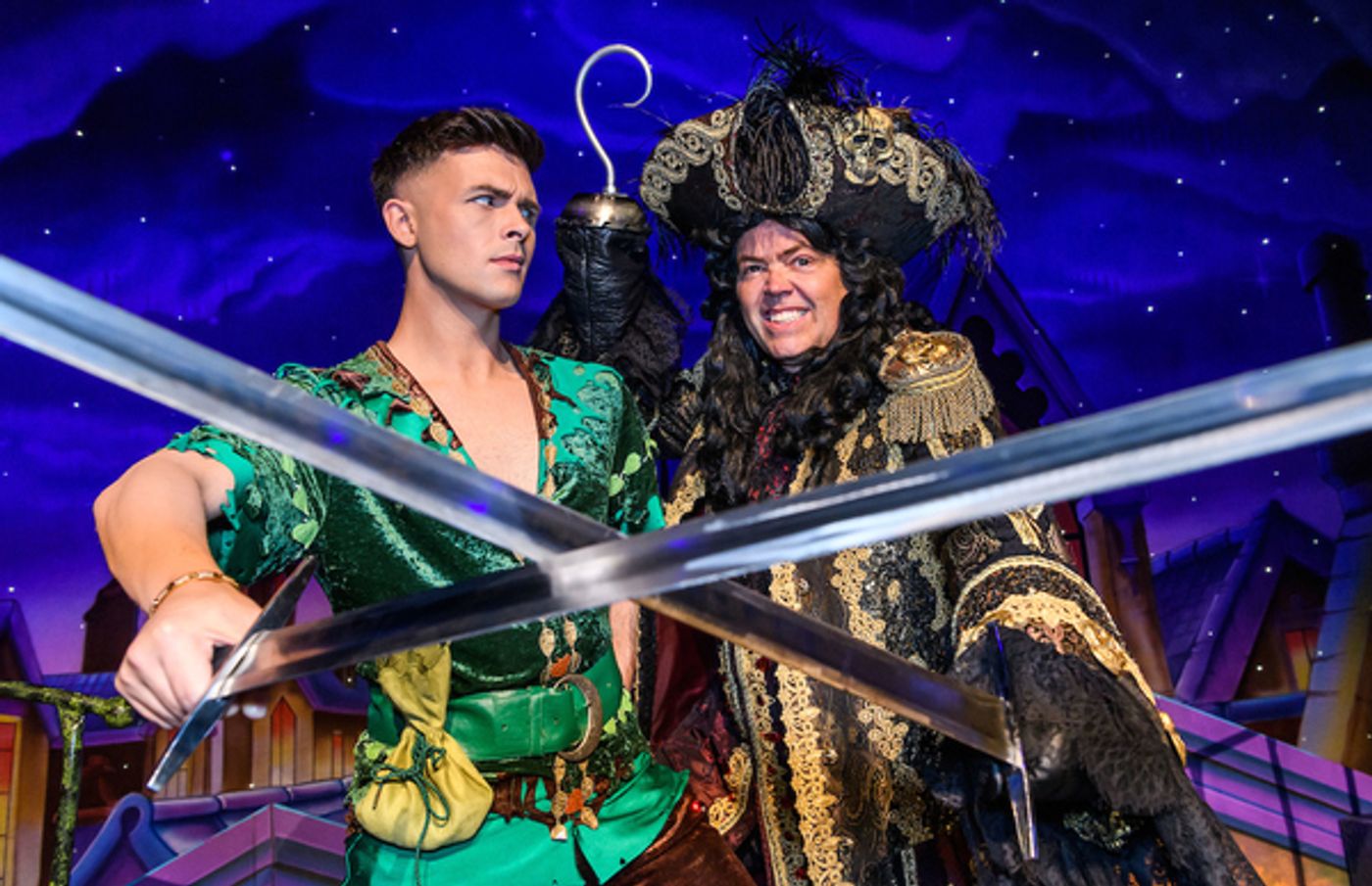Photo Flash: Panto Stars Fly Into Birmingham To Launch PETER PAN  Image