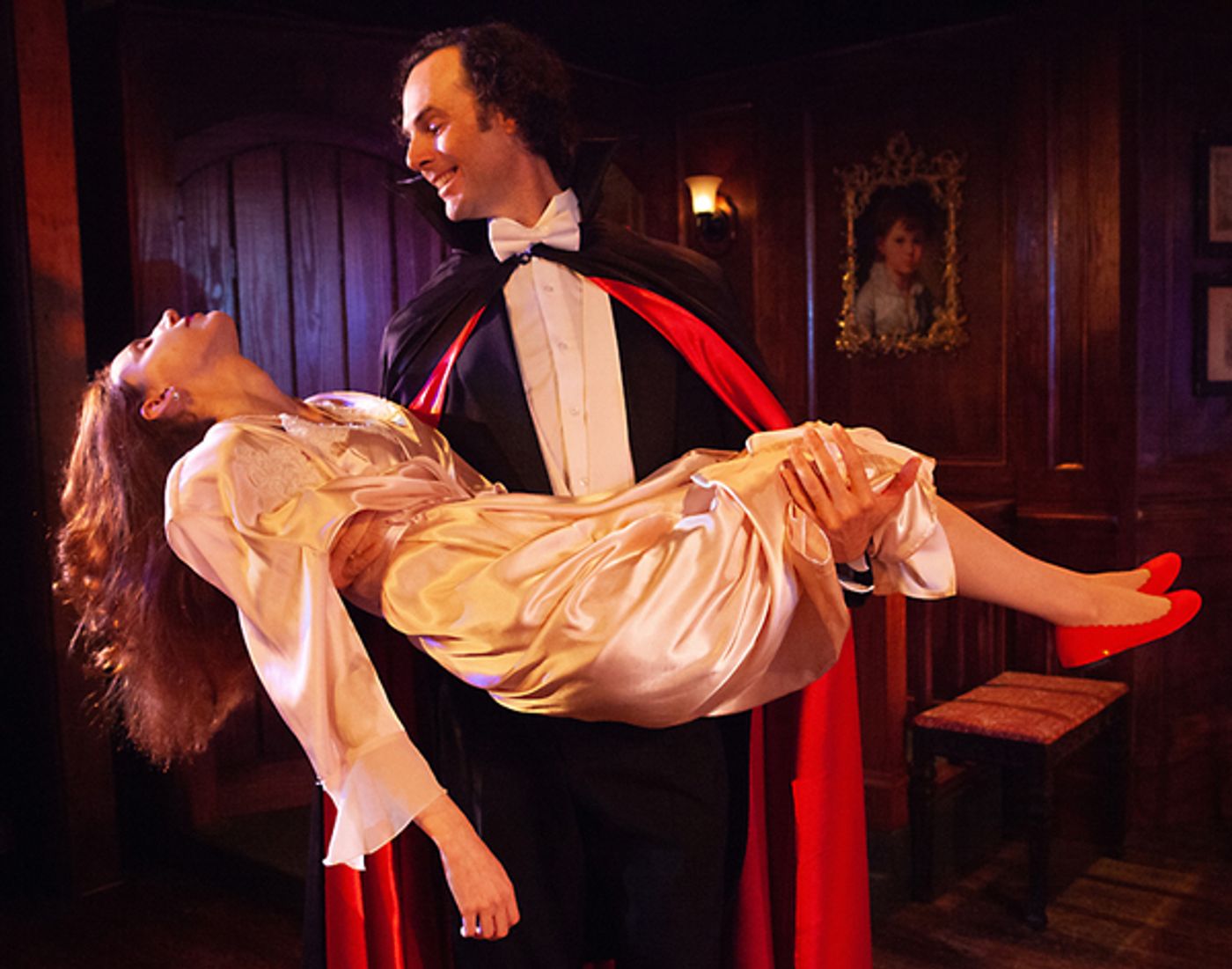 Photo Flash: Swift Creek Mill Theatre Presents COUNT DRACULA  Image