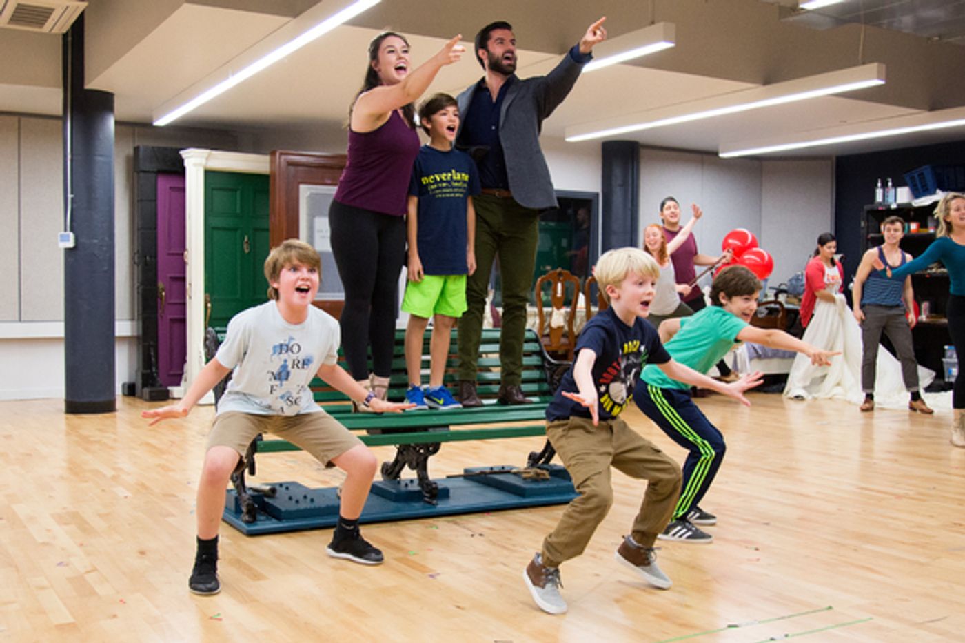 Photo Coverage: Barrie's Back! Meet the Company of the FINDING NEVERLAND National Tour  Image