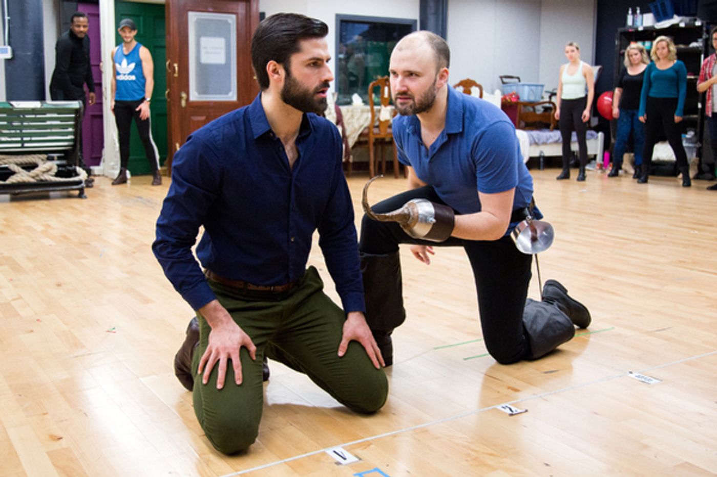 Photo Coverage: Barrie's Back! Meet the Company of the FINDING NEVERLAND National Tour  Image
