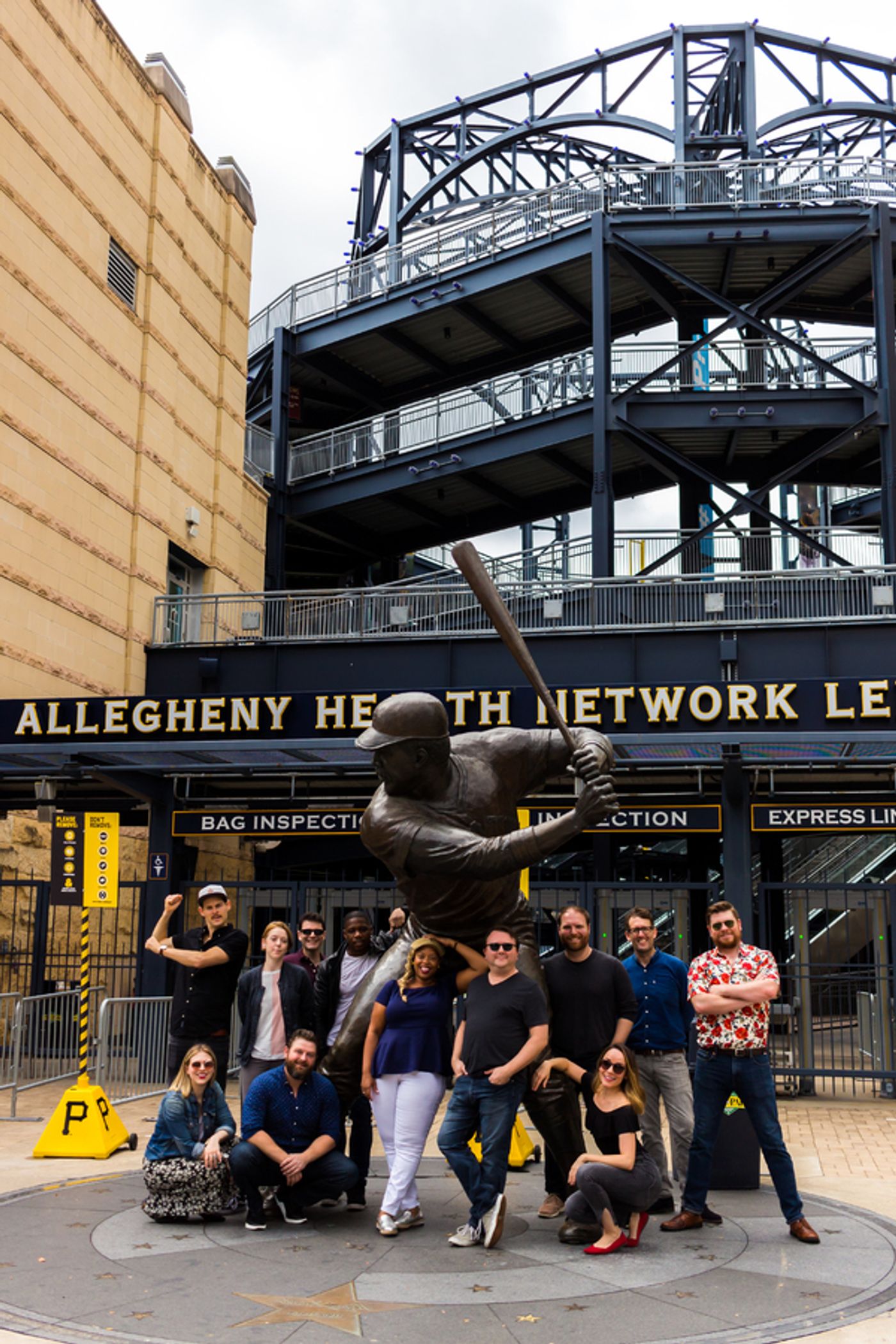 Photo Flash: THE PLAY THAT GOES WRONG Tour Cast Explores Pittsburgh Photo Flash: THE PLAY THAT GOES WRONG Tour Cast Explores Pittsburgh Image