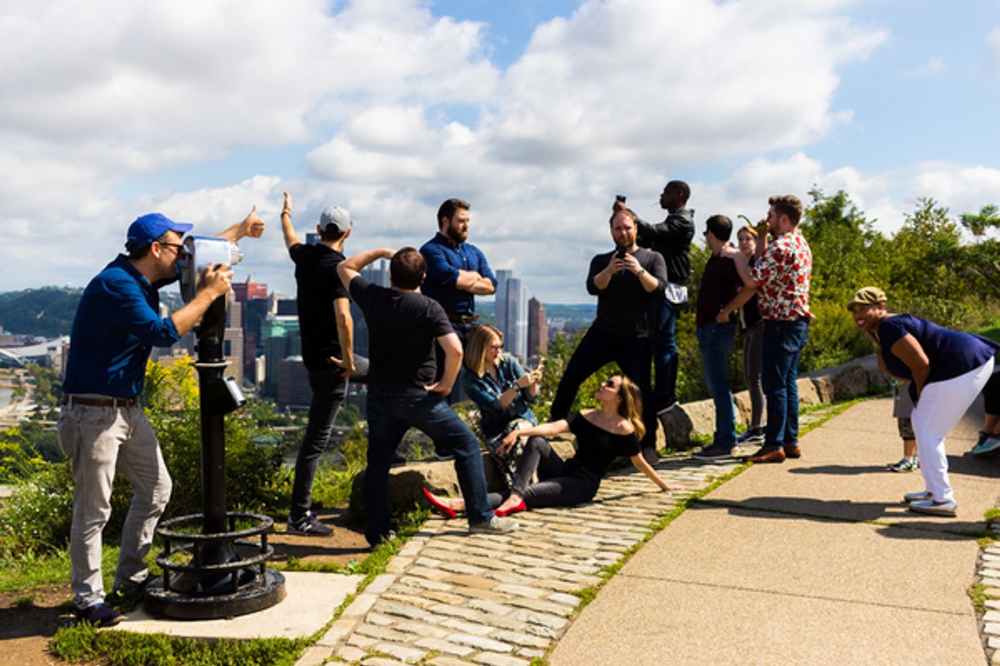 Photo Flash: THE PLAY THAT GOES WRONG Tour Cast Explores Pittsburgh Photo Flash: THE PLAY THAT GOES WRONG Tour Cast Explores Pittsburgh Image