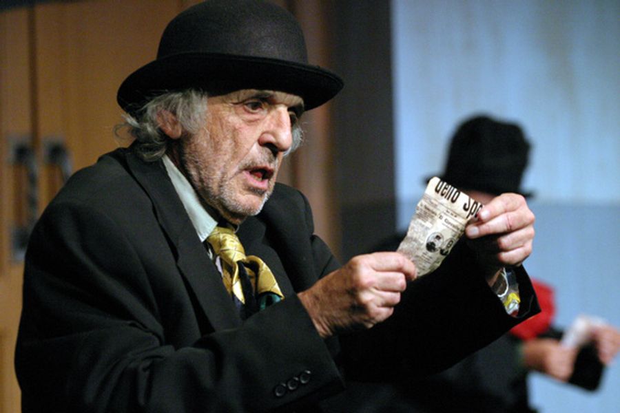 Photo Flash: First Look at the West Coast Premiere of OLD CLOWN WANTED Image
