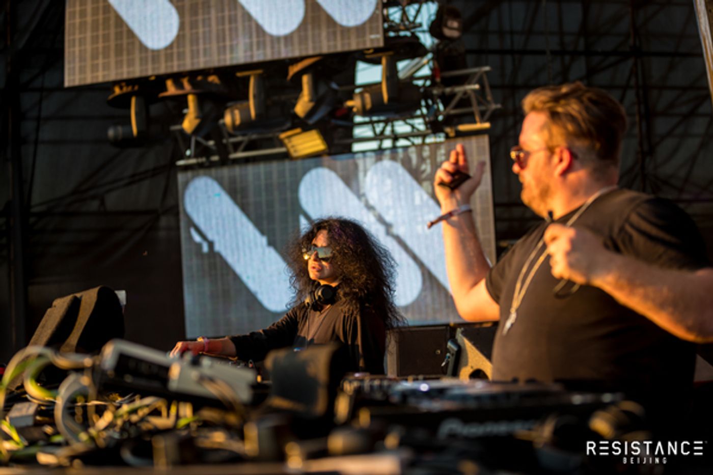 Photo Flash: Armin Van Buuren, DJ Snake, and More Perform at Ultra Beijing  Image