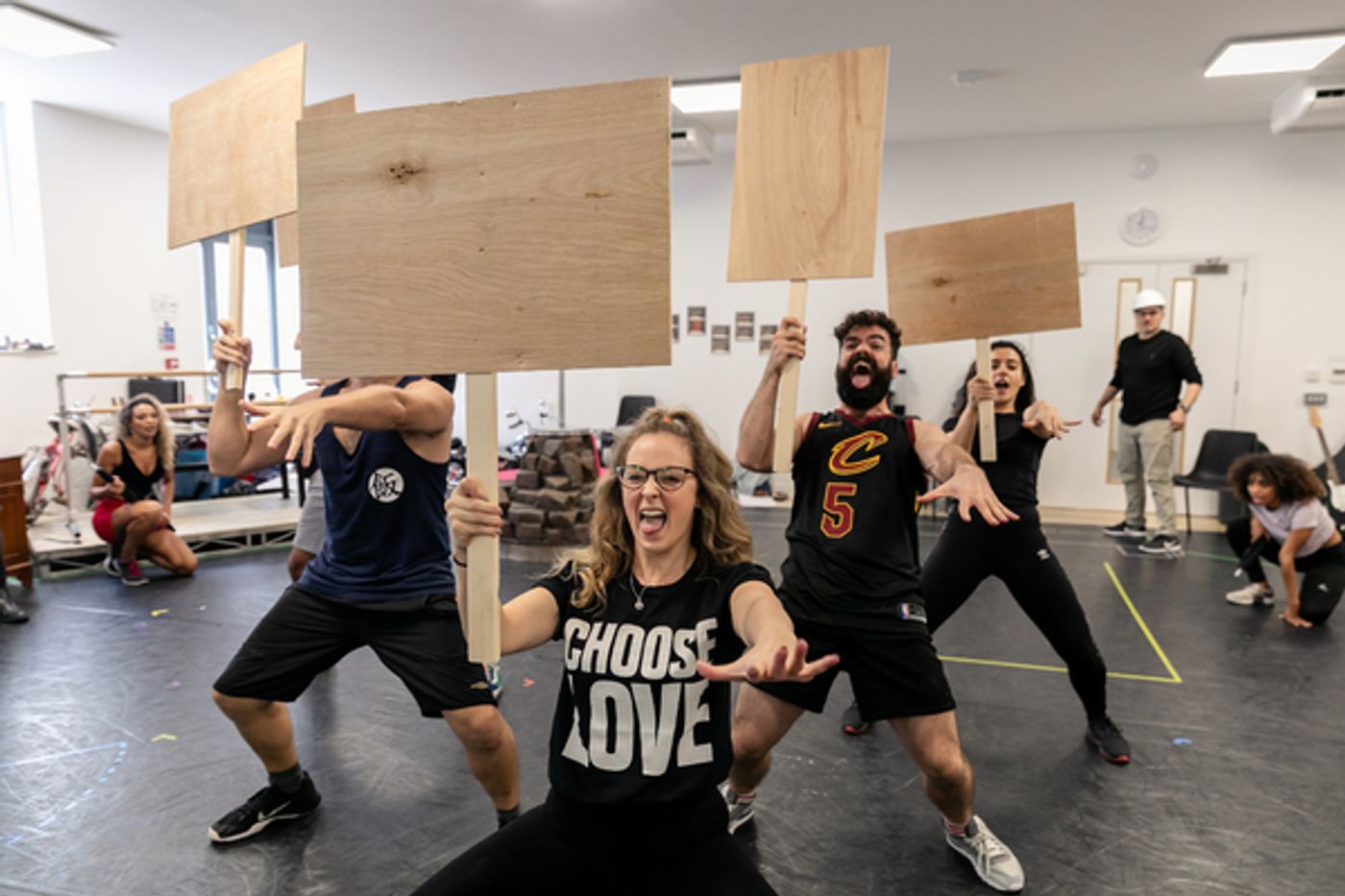 Photo Flash: In Rehearsal with ROCK OF AGES  Image