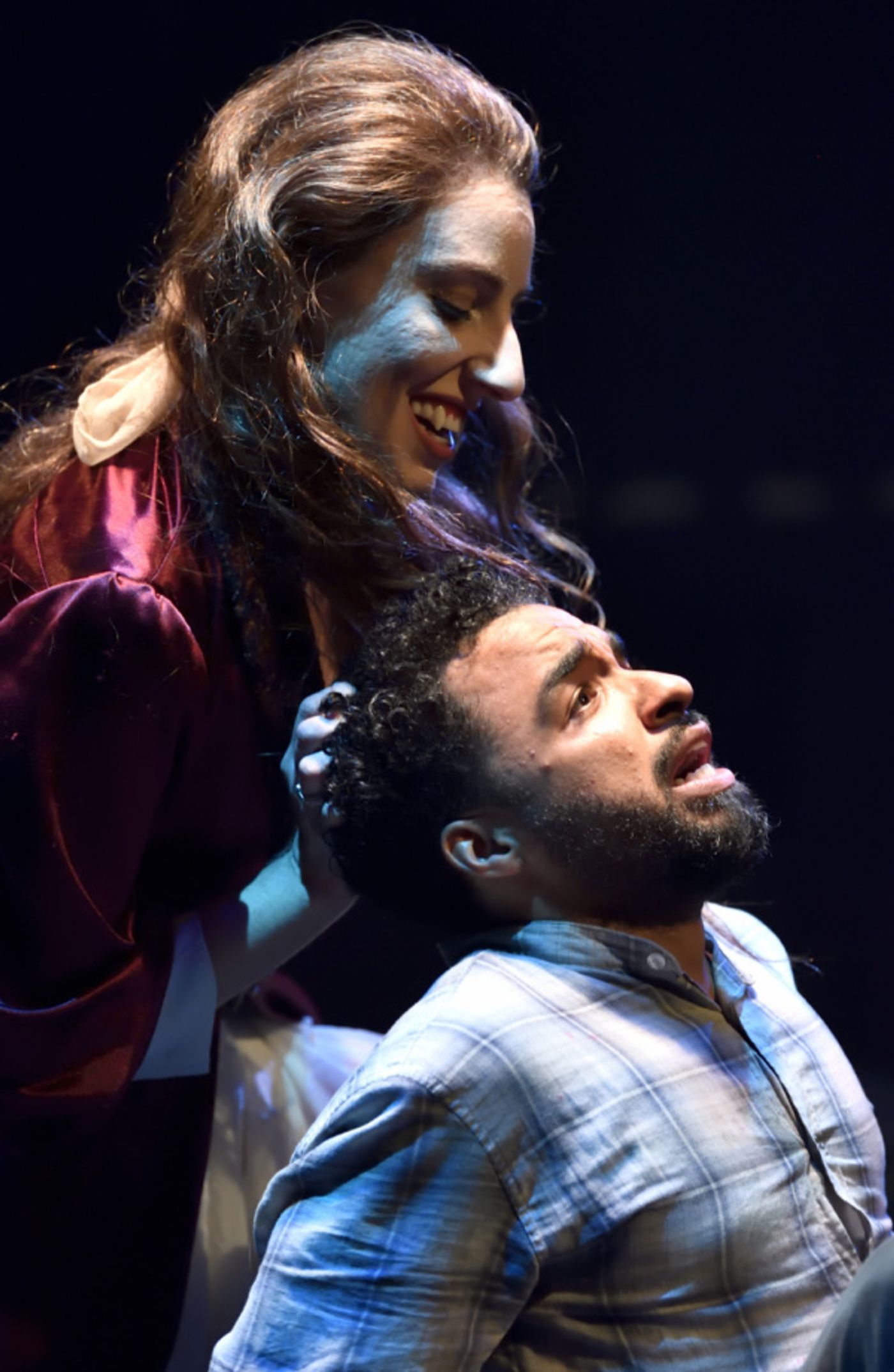 Photo Flash: Actors Theatre Presents Fifth Third Bank's DRACULA  Image