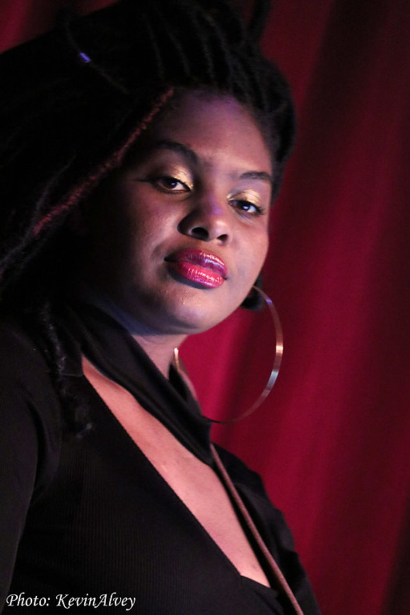 Photo Flash: Birdland Hosts Natalie Douglas  Image