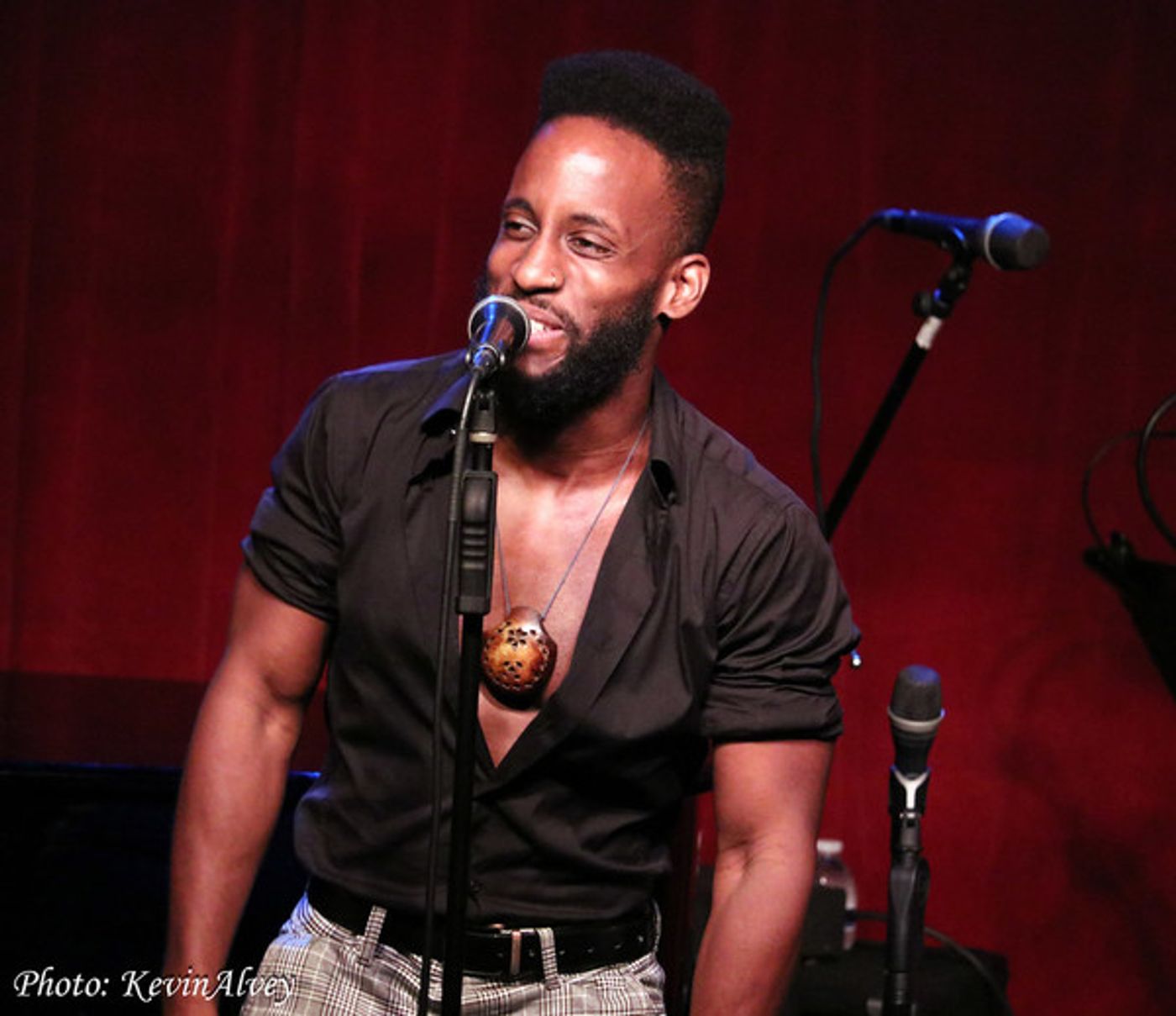 Photo Flash: Birdland Hosts Natalie Douglas  Image