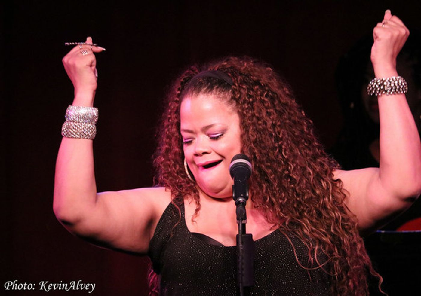 Photo Flash: Birdland Hosts Natalie Douglas  Image
