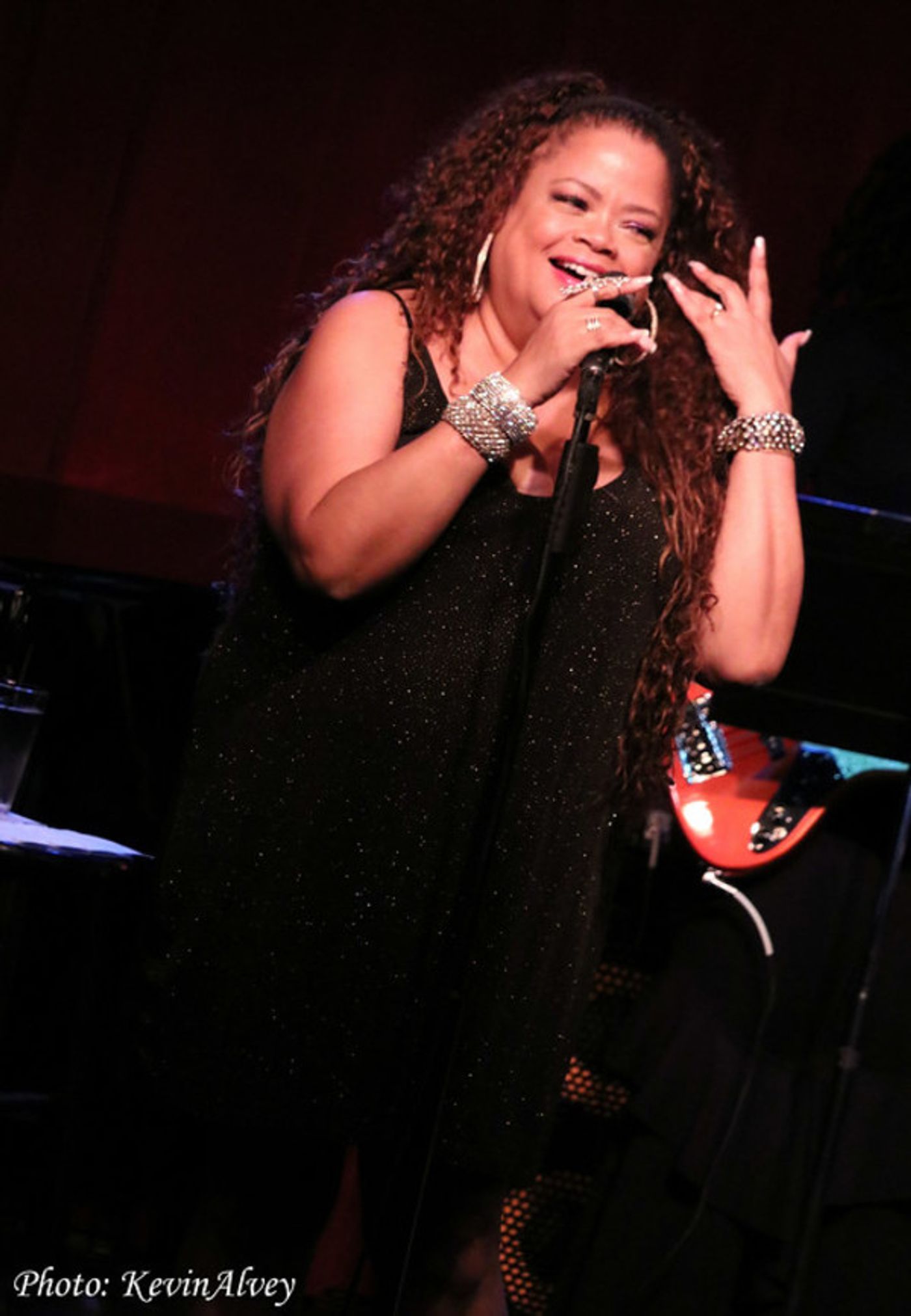 Photo Flash: Birdland Hosts Natalie Douglas  Image