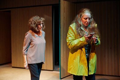 Karen Archer & Eliza Collings Photo