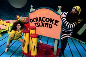 Kendra Ball (Judy Moody), Robby Stone (Stink), and Maresha Smith (Cap'n Mom) spending Photo