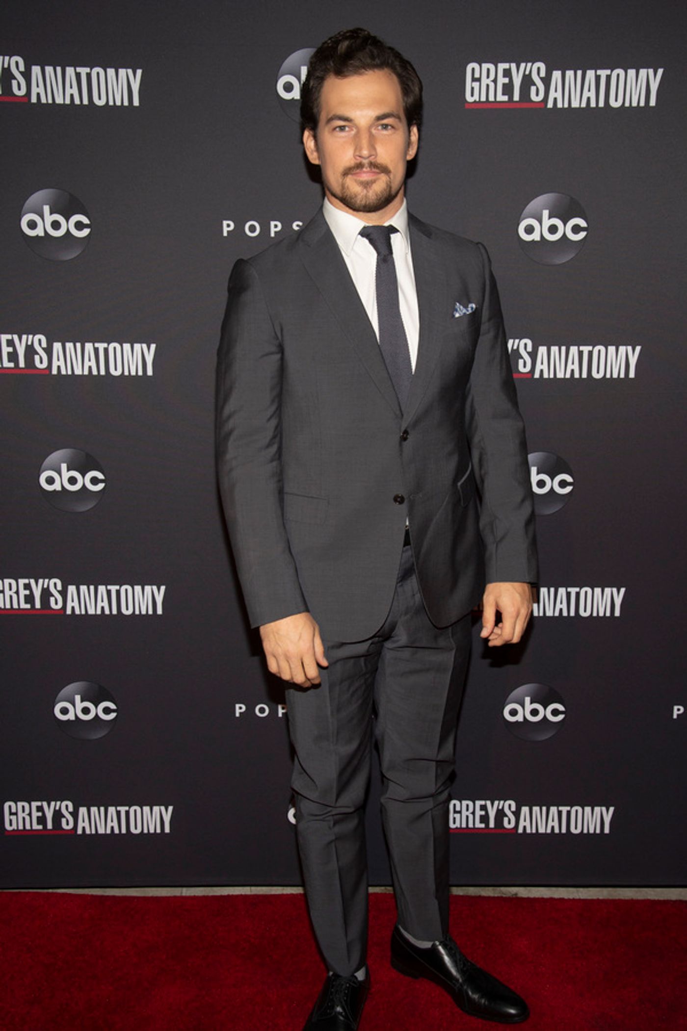 Photo Flash: The Cast of GREY'S ANATOMY Celebrates Season 15 with Opening Night Event  Image