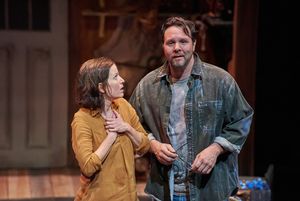 Cynthia  Barrett  &  Travis  Smith     Photo