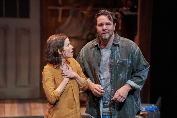 Cynthia  Barrett  &  Travis  Smith     Photo