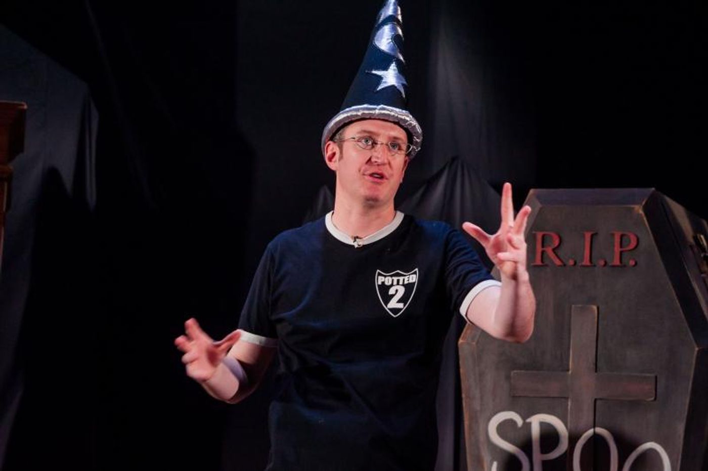 Review: POTTED POTTER – THE UNAUTHORIZED HARRY EXPERIENCE A PARODY BY DAN AND JEFF Condenses JK Rowling's Famous Series Into An Utterly Amusing 70 Minutes Of Theatre  Image