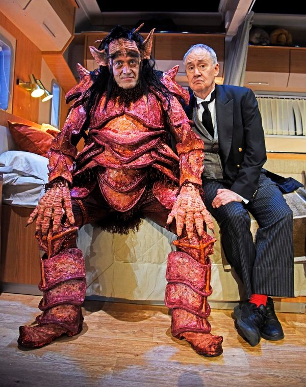 Adrian Edmondson and Nigel Planer Photo