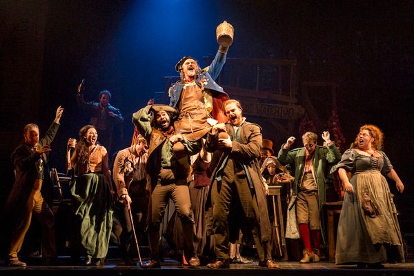 Interview: J. Anthony Crane Talks LES MISERABLES at the Hobby Center Image
