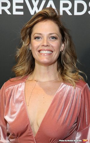 Elizabeth Stanley @ BroadwayWorld Elizabeth Stanley Photo