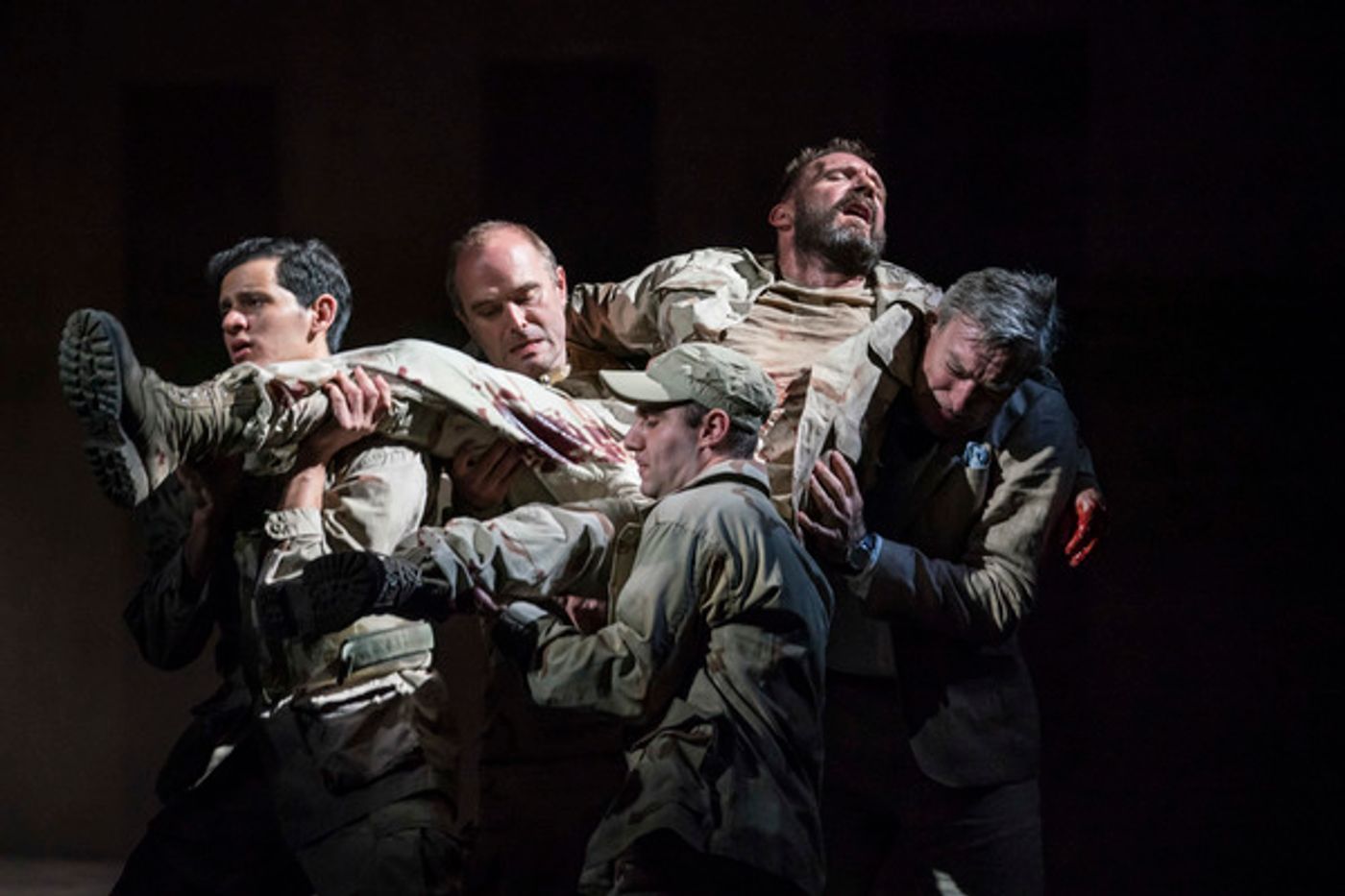 Photo Flash: First Look at Sophie Okonedo, Ralph Fiennes & Cast In ANTONY AND CLEOPATRA  Image