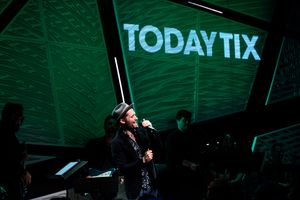 Matthew Morrison @ BroadwayWorld Matthew Morrison Photo