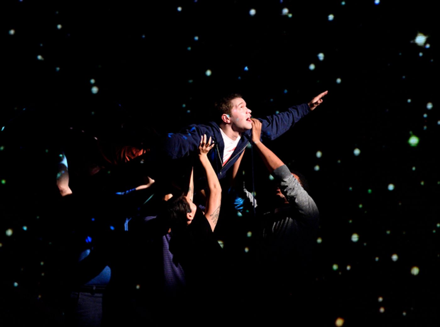 Photo Flash: THE CURIOUS INCIDENT OF THE DOG AND THE NIGHT TIME at Actors Theatre of Louisville  Image