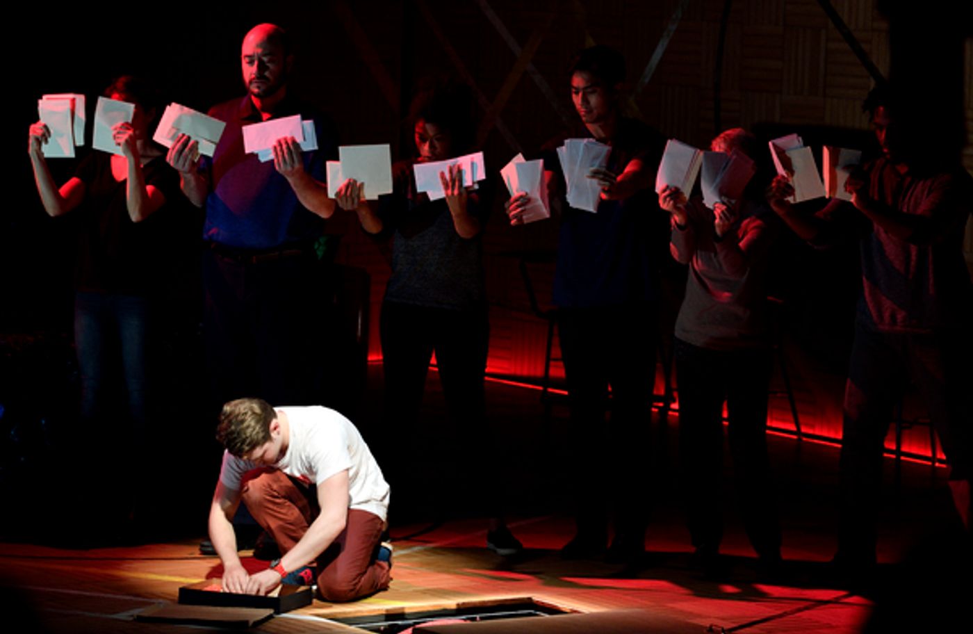 Photo Flash: THE CURIOUS INCIDENT OF THE DOG AND THE NIGHT TIME at Actors Theatre of Louisville  Image