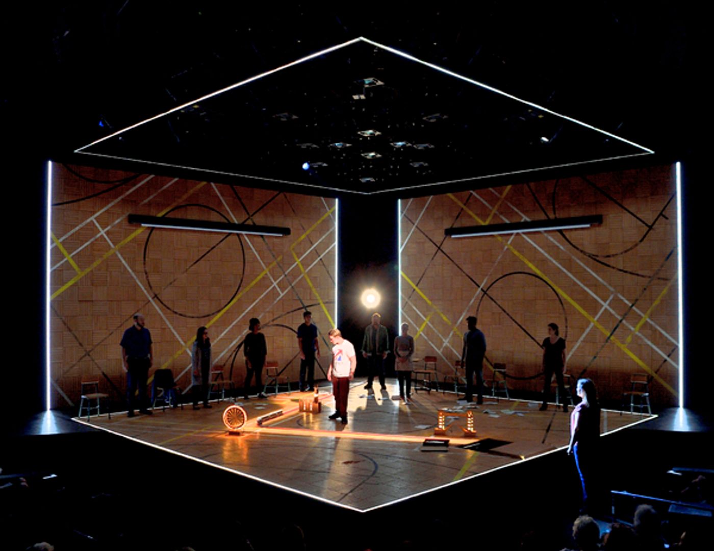 Photo Flash: THE CURIOUS INCIDENT OF THE DOG AND THE NIGHT TIME at Actors Theatre of Louisville  Image