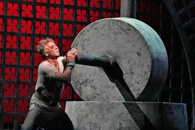 Roberto Alagna as Samson in Saint-SaÃ«ns's "Samson et Dalila."
 Photo