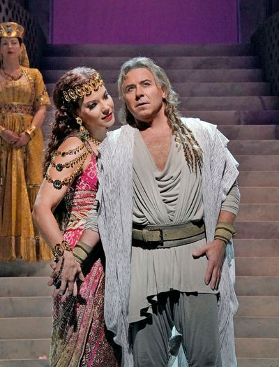 Roberto Alagna as Samson and ElÄ«na GaranÄa as Dalila in Saint-SaÃ«ns's "Samso Photo