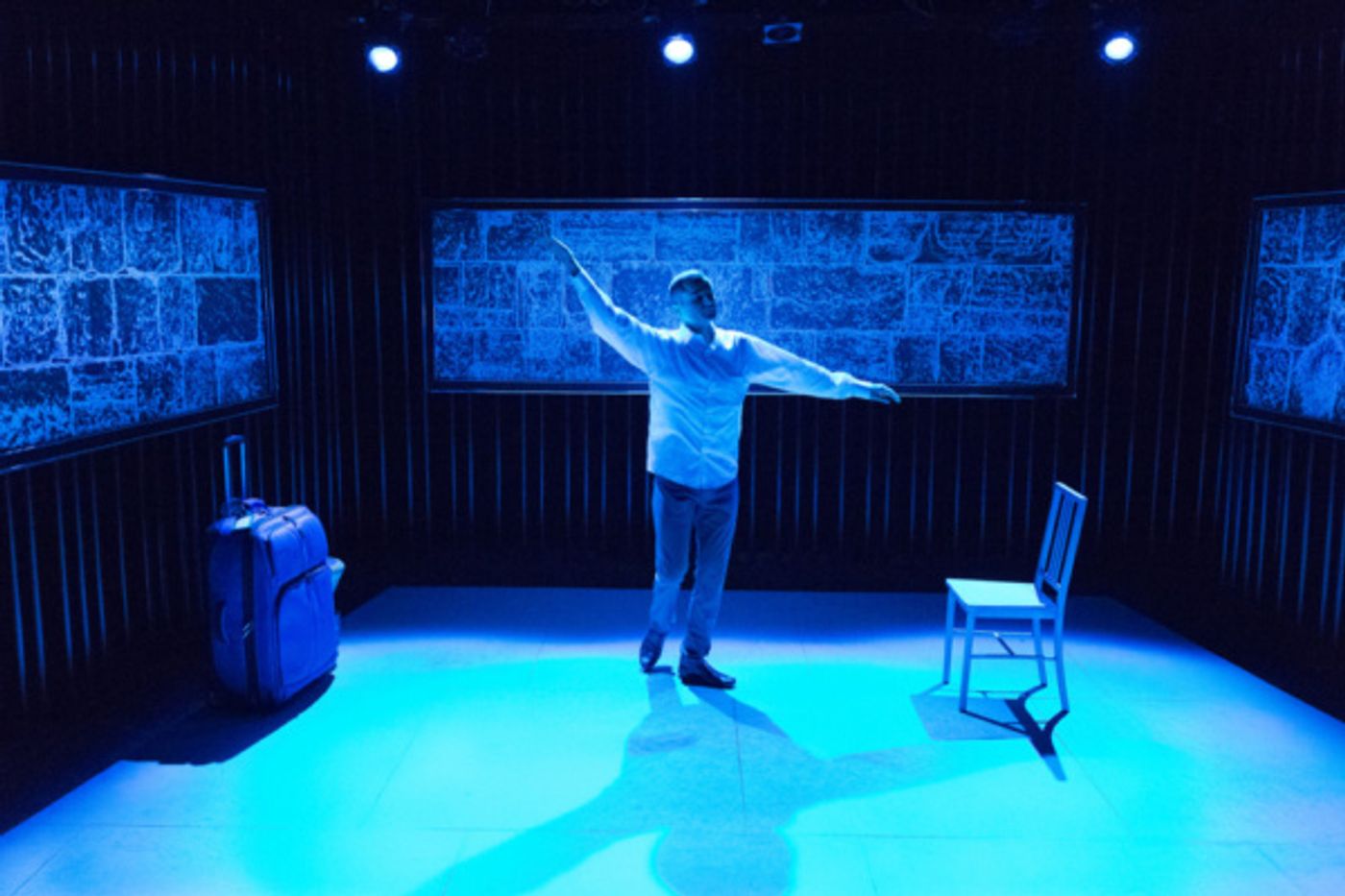 Photo Flash: Walnut Street Theatre's IN BETWEEN Opens This Thursday  Image