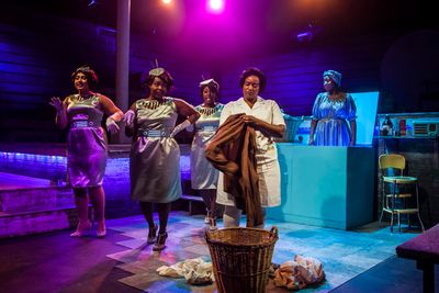 Emma Sipora Tyler, De'Jah Jervai, Roberta Burke, Rashada Dawan and Tyler Symone Photo