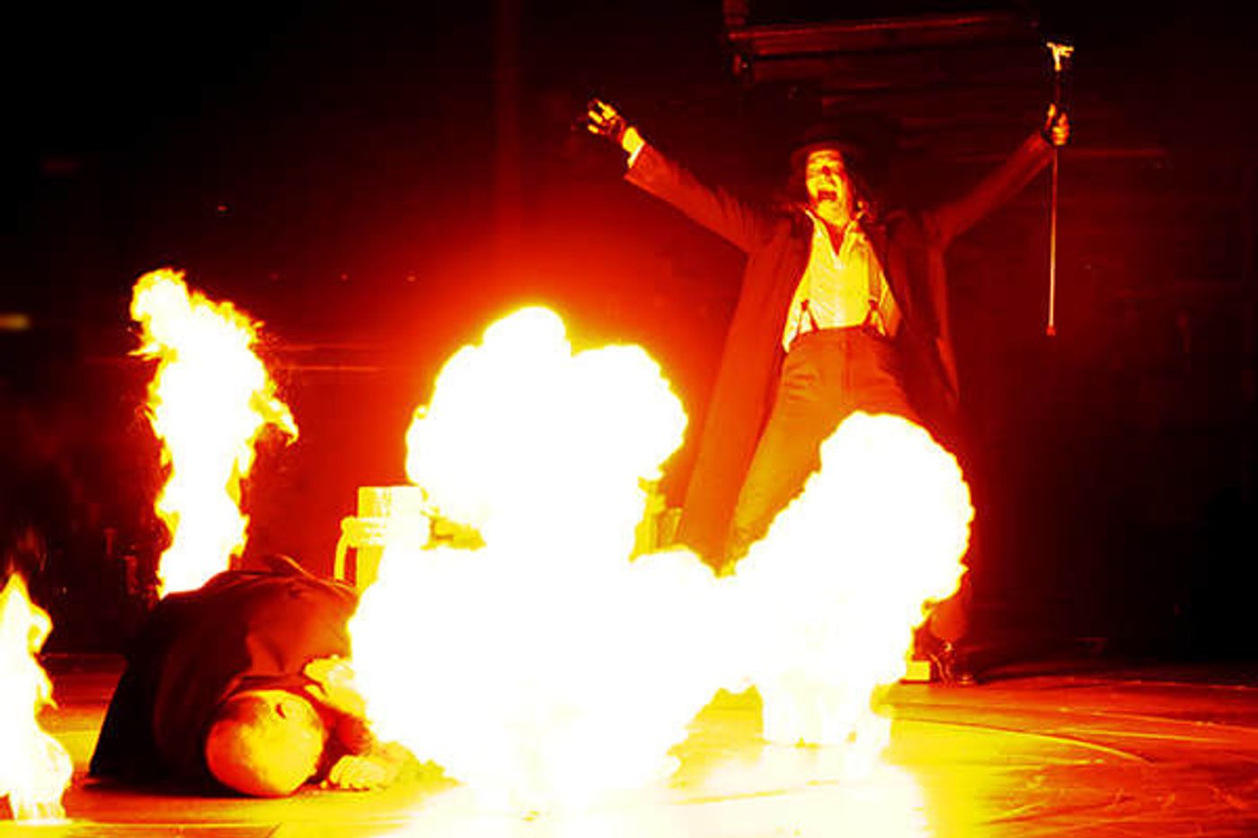 Photo Flash: Constantine Maroulis and Diana DeGarmo Lead JEKYLL & HYDE at North Shore Music Theatre  Image