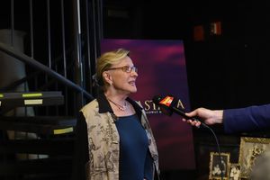 Joy Franz @ BroadwayWorld Joy Franz Photo