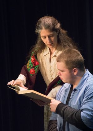 Leon Axt, Lara Foy @ BroadwayWorld Leon Axt, Lara Foy Photo