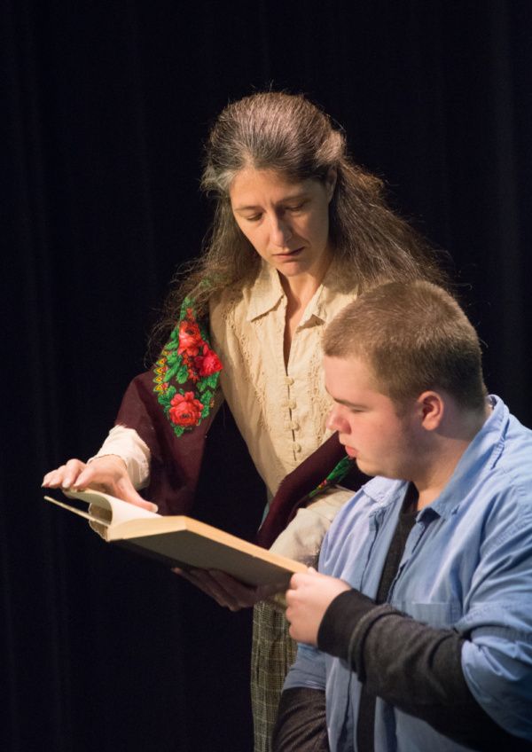 Leon Axt, Lara Foy Photo