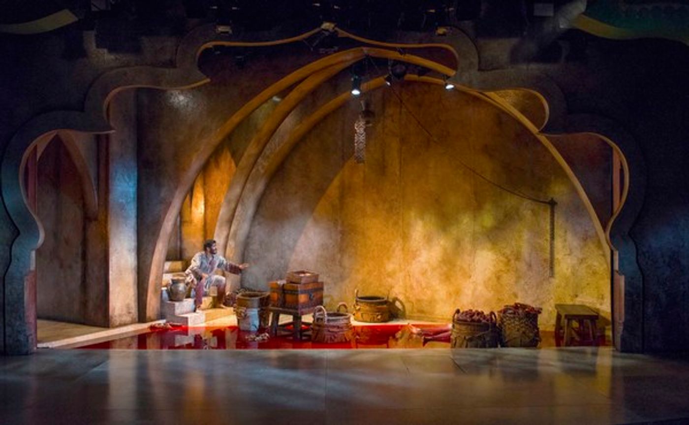 Photo Flash: First Look at GUARDS AT THE TAJ at Milwaukee Rep  Image