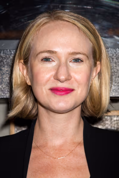 Halley Feiffer Photo