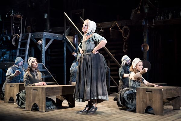 Photos: First Look at Mercury Theatre Colchester's MOLL FLANDERS — photo 1 of 16