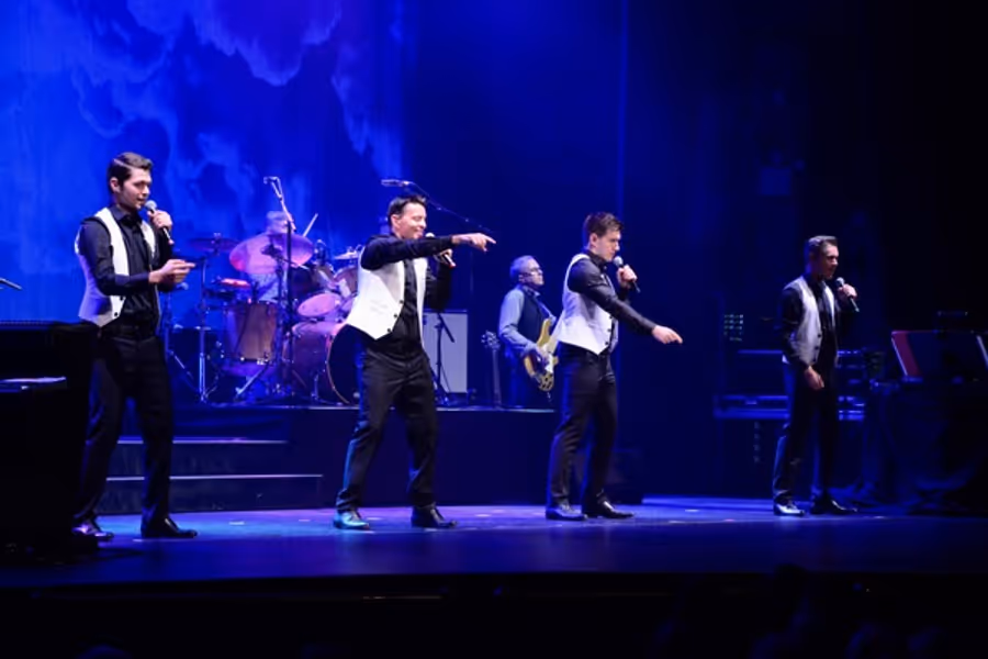 Photo Coverage: Celtic Thunder Plays the Beacon Theater Image