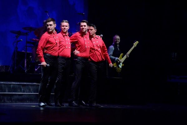 Emmet Cahill, Ryan Kelly, Damian McGinty and Neil Byrne Photo