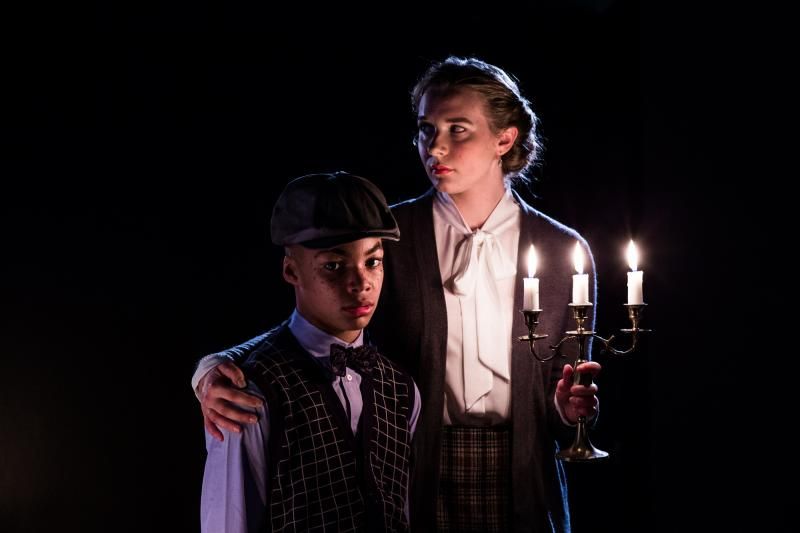 Interview: Kazaras Brings Britten's Ghostly Battle to Seattle Stage  Image