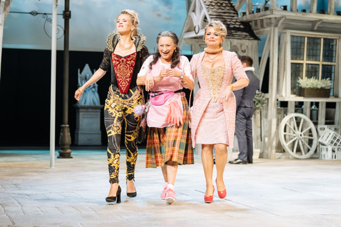 Photo Flash: New Royal Shakespeare Company Production of  THE MERRY WIVES OF WINDSOR Opens in Jaffrey  Image