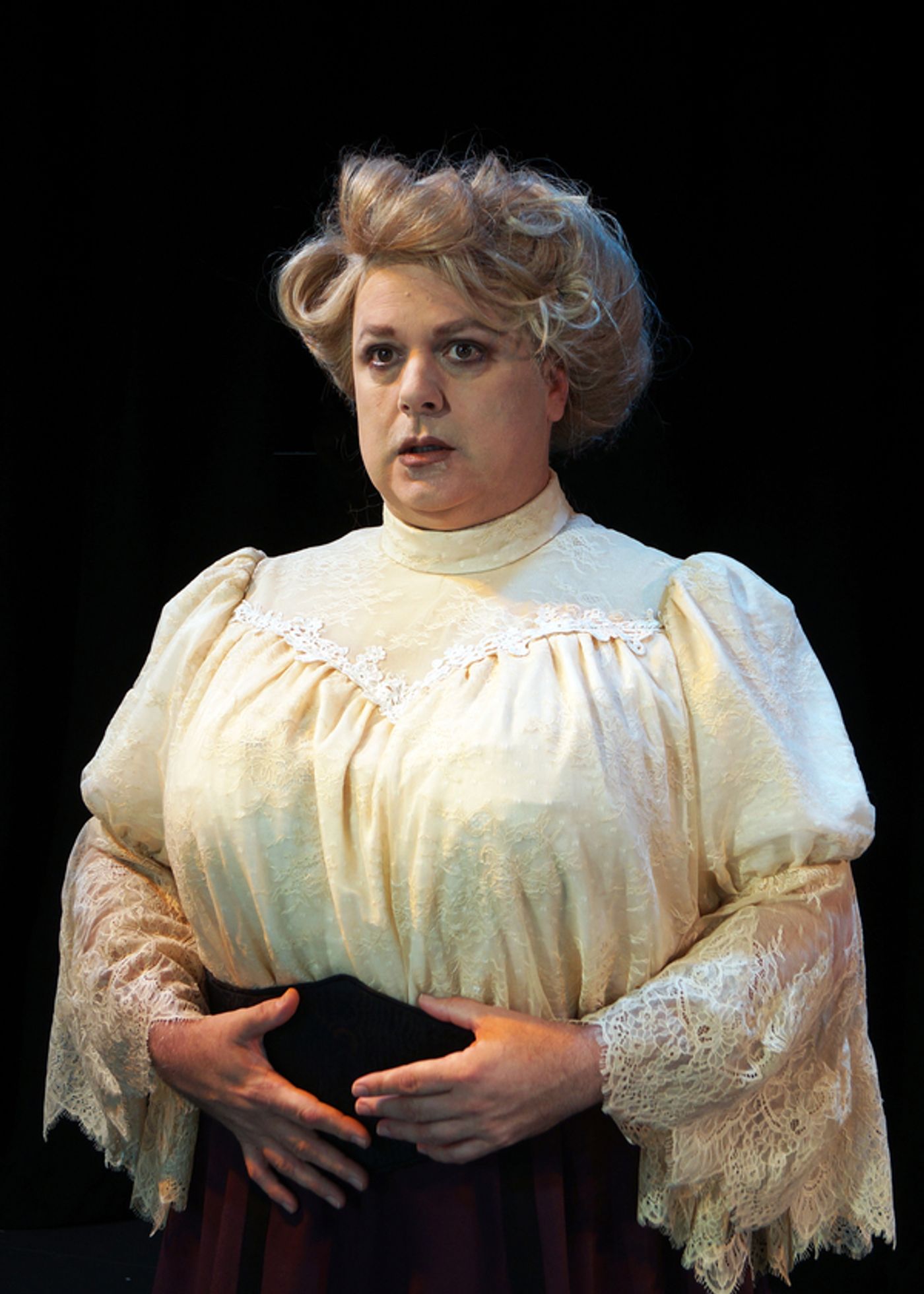 Photo Flash: First Look at Orlando Shakes' IRMA VEP  Image