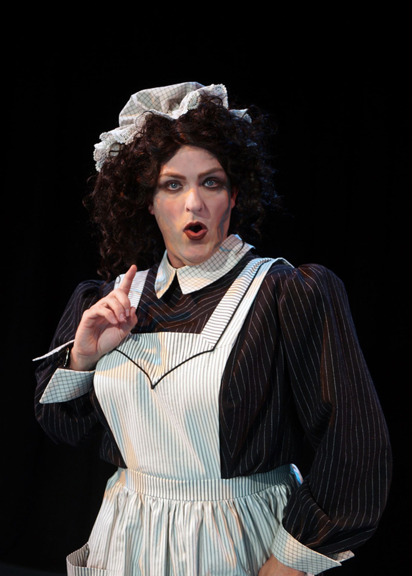 Photo Flash: First Look at Orlando Shakes' IRMA VEP  Image