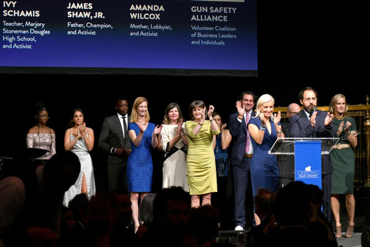 Sabrina Schamis, James Shaw, Jr., Avery Gardiner, Aalayah Eastmond, Ross Martin and Kris Brown at 