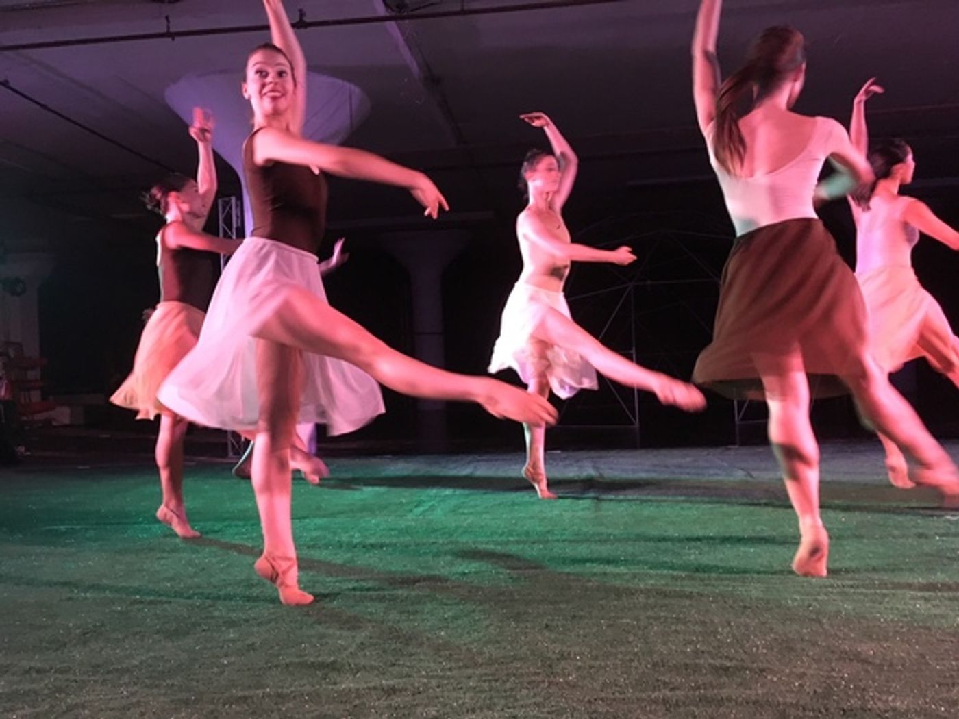 Review: No Man's Land Celebrates The Beauty of Birth to Be in a Hipster Haven Review: No Man's Land Celebrates The Beauty of Birth to Be in a Hipster Haven Image